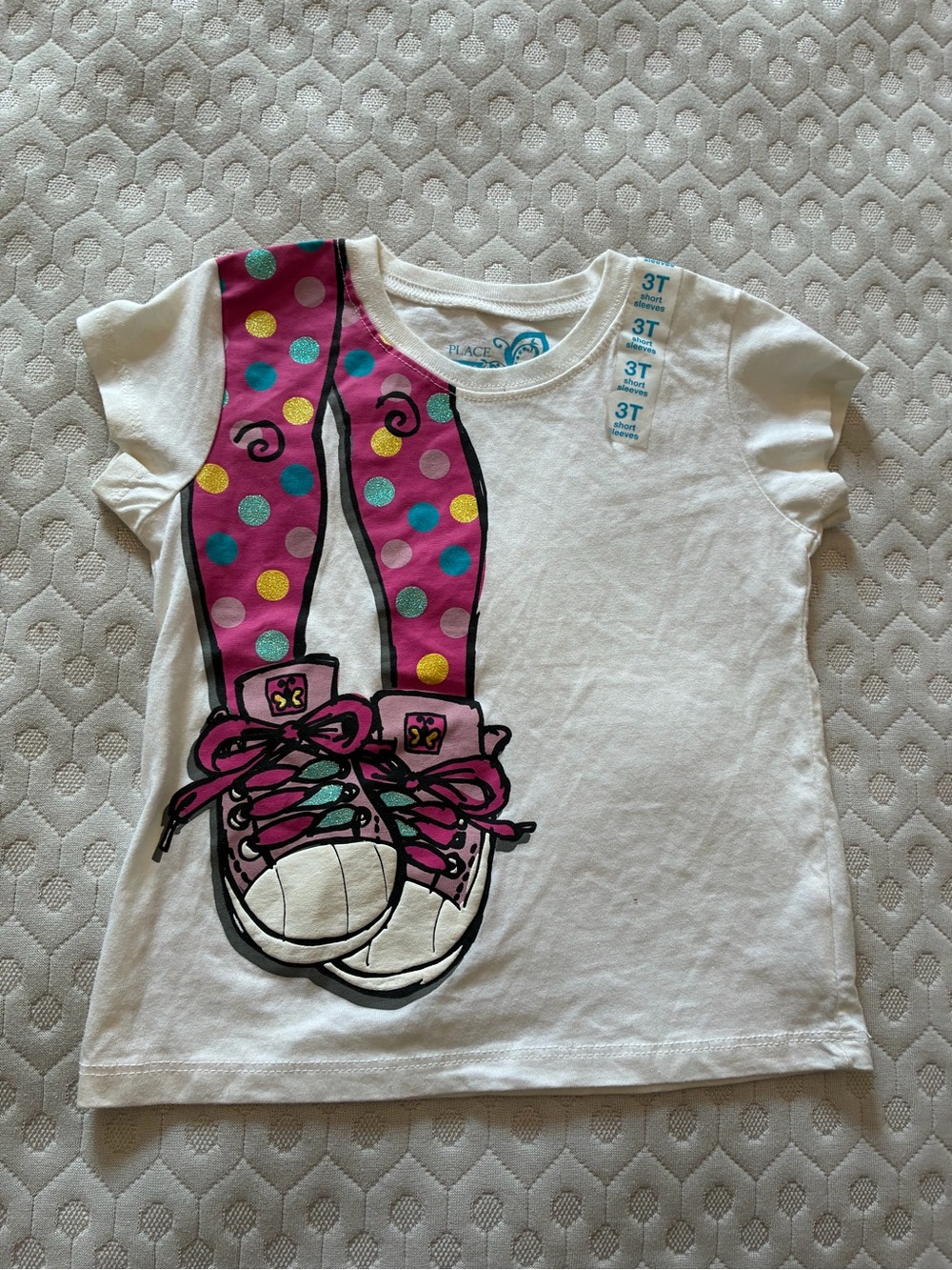 Girl’s White Short Sleeve Tee with Decor.